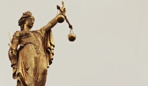 Avocat droit commercial