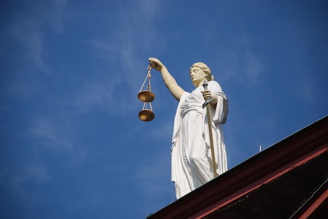 LITIGE ENTRE COMMERCANTS
